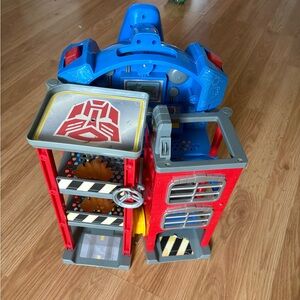 Interactive Red and Blue Toy Garage Playset